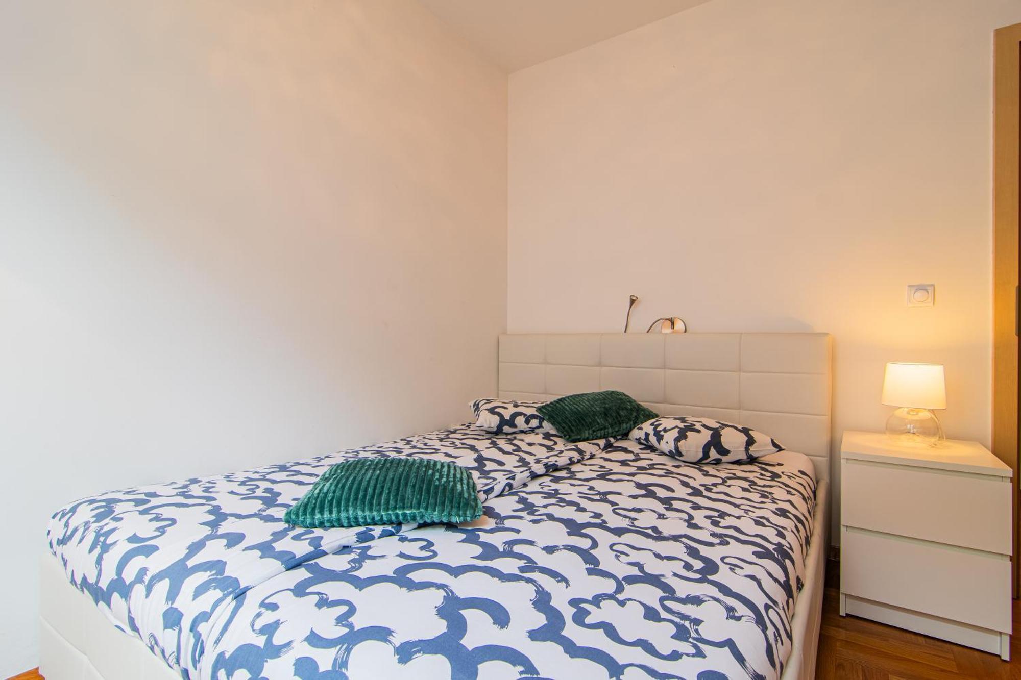 Flexible Selfcheckins 97 - Zagreb - Garden - Parking- Loggia - 2 Bedrooms Εξωτερικό φωτογραφία